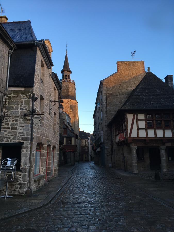Cafe Hotel Du Theatre Dinan Buitenkant foto