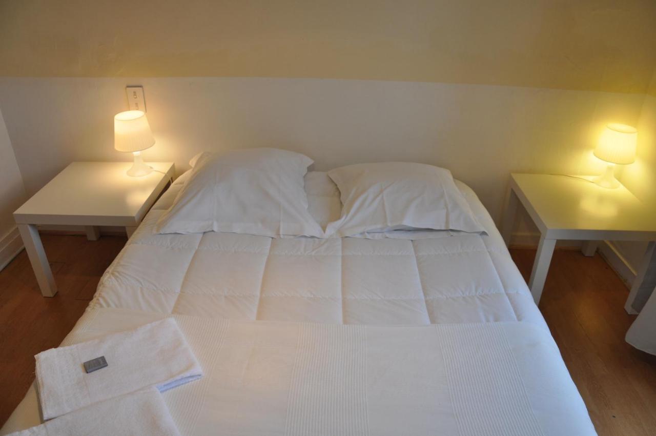 Cafe Hotel Du Theatre Dinan Kamer foto